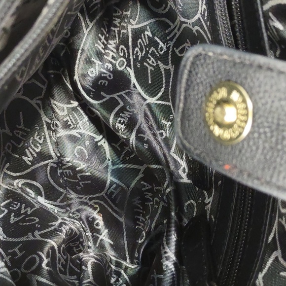 PRE USED BETSEY JOHNSON CREAM AND BLACK BOW TIE LIP STICK QUILTED SATCHEL - Picture 11 of 14